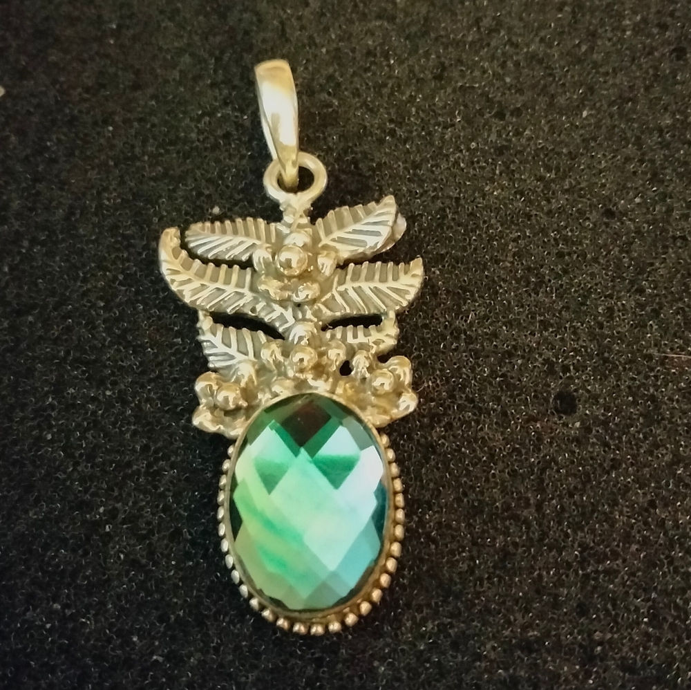 Topaz pendant
